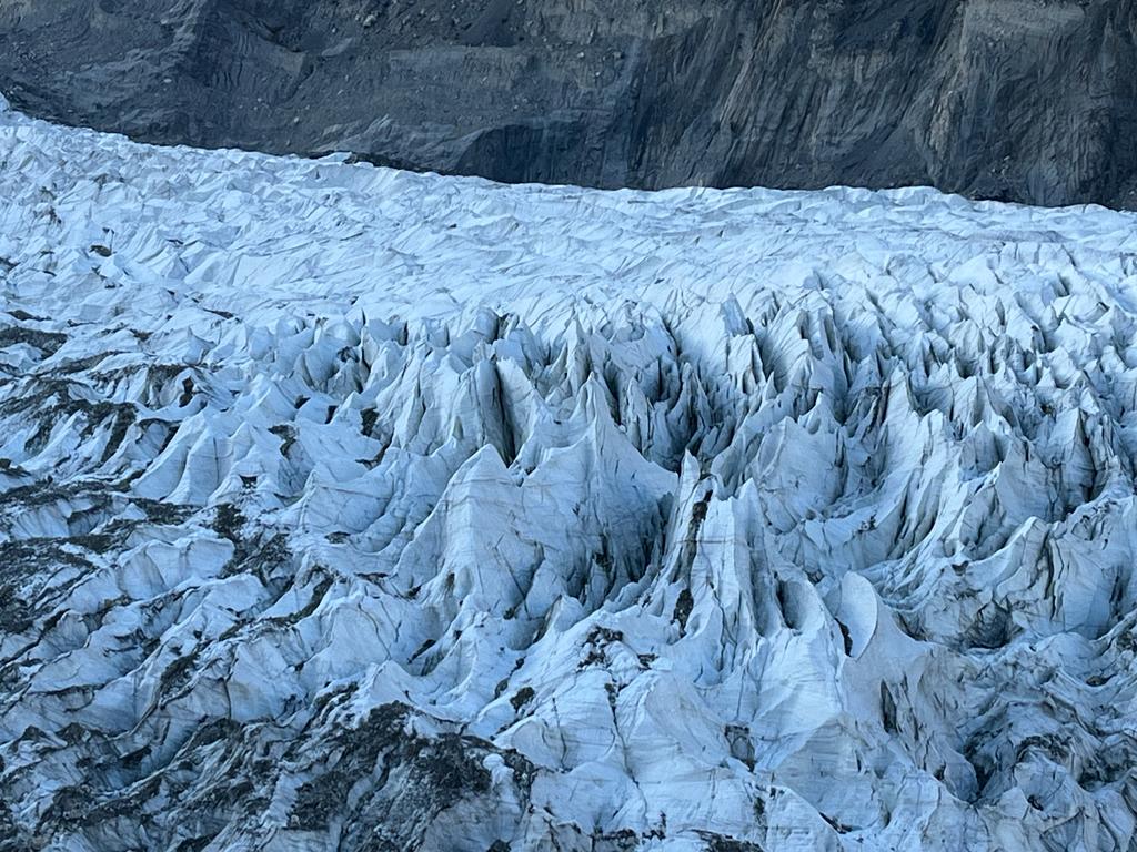 Five 8000m Base Camps trek by innerasia travels.