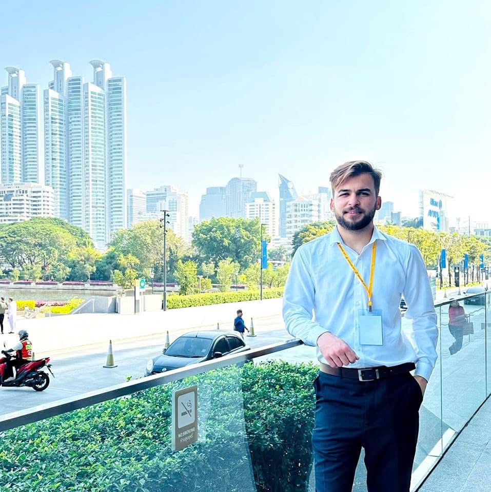 Senior Guide IAT team